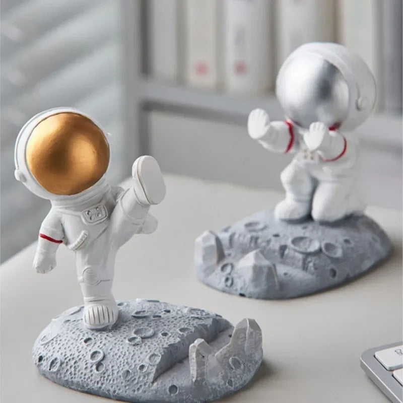 Decoração de mesa de escritório estilo nórdico astronautas suporte do telefone móvel ornamentos resina spaceman suporte brinquedos presente